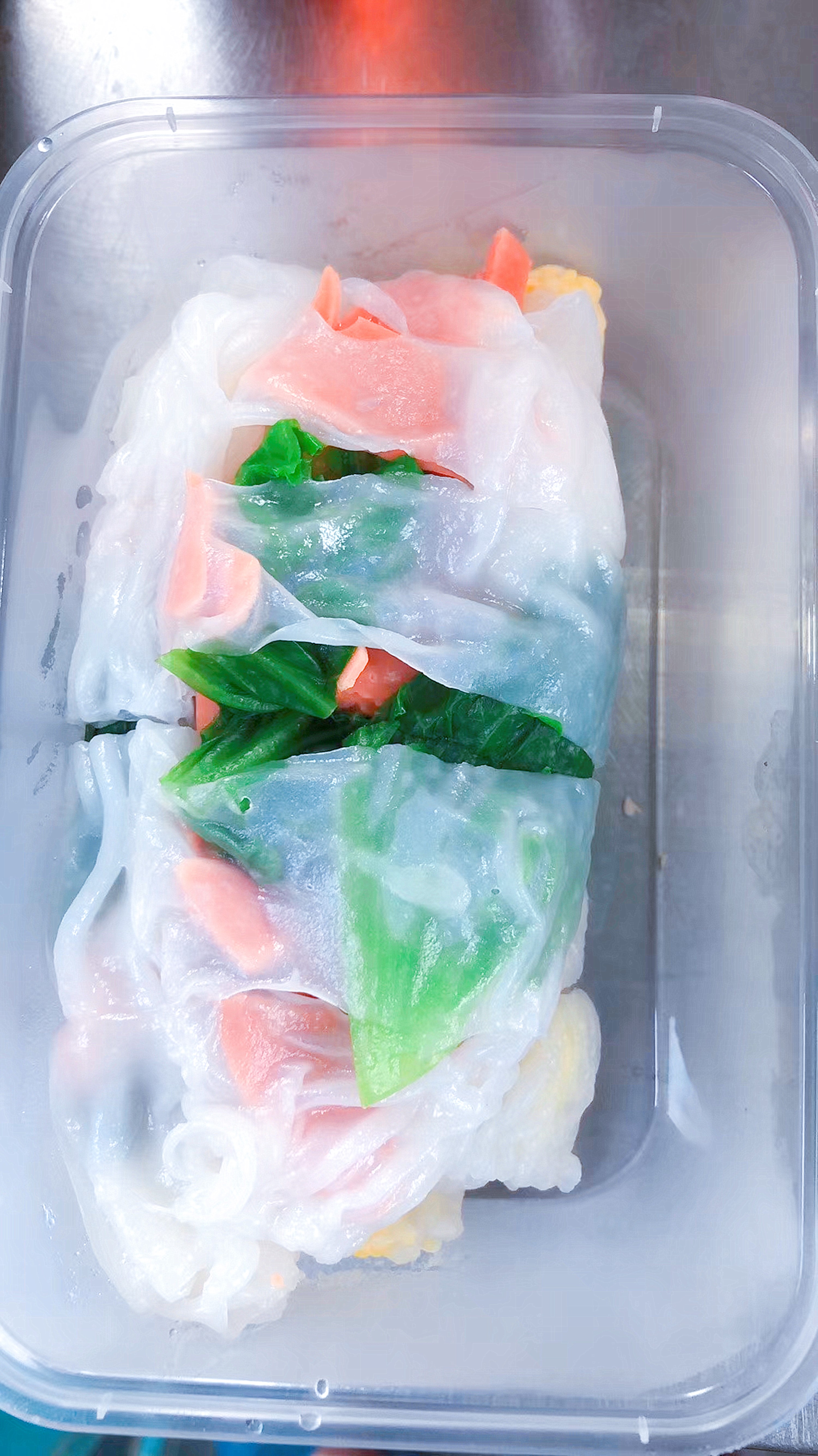 早餐摆摊卖肠粉真实收入,90后小伙离职摆摊卖肠粉