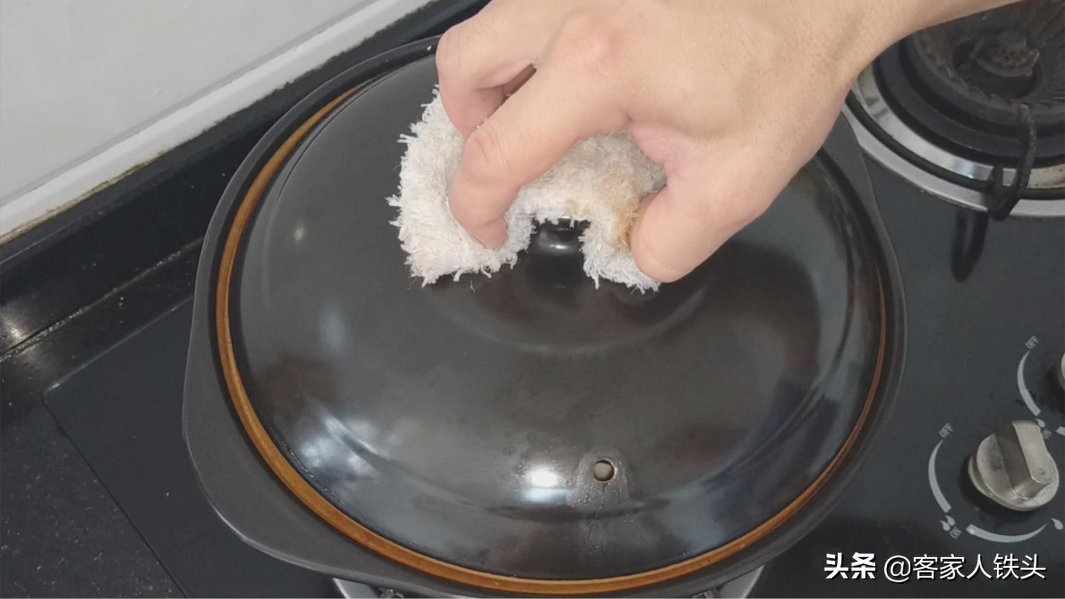 天冷来碗乌骨鸡的鸡汤,天冷了来碗暖心又暖胃的鸡汤吧