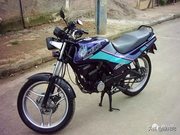 这些曾风靡国内市场的摩托车，有一半你都没骑过丨回顾
