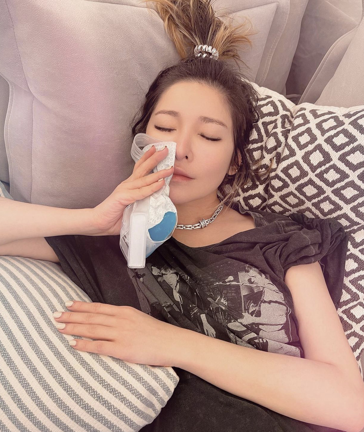 萧亚轩为什么会受伤动手术,萧亚轩二次手术