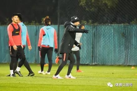 上港买提江最新视频,中超上港球员买提江近况