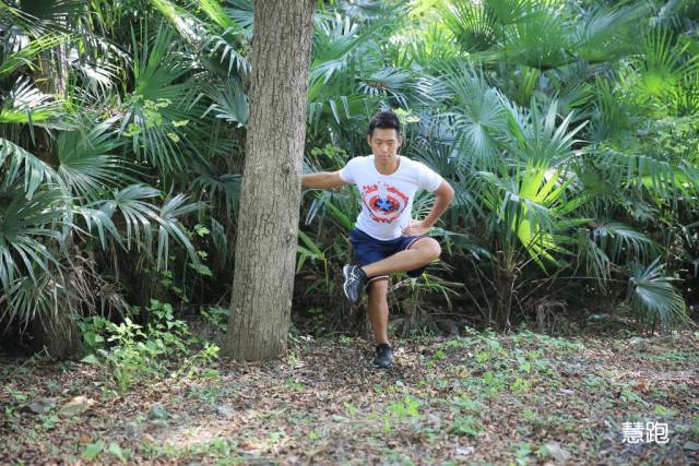 5公里跑后拉伸动作,跑后拉伸详细教程