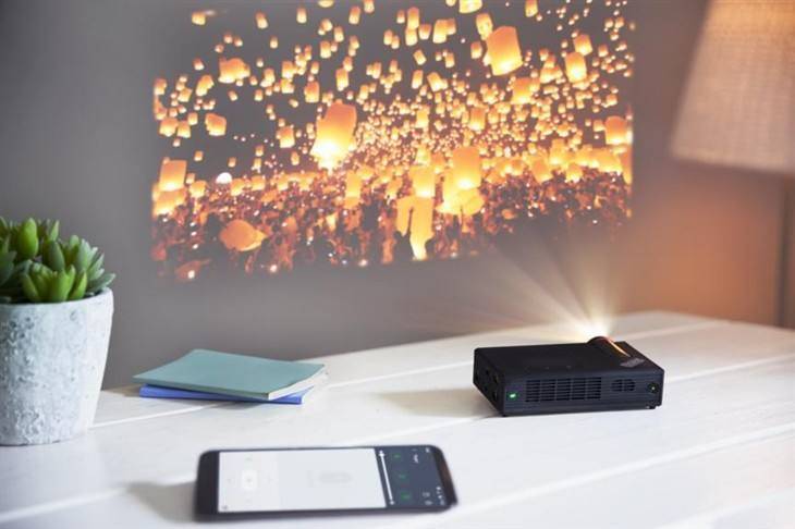 买便宜的投影仪需要看哪些参数,目前最好的投影仪的配置参数