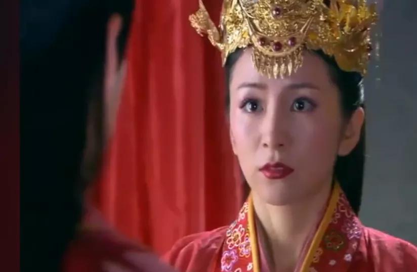 丑女变美后惊艳的瞬间,丑女变身前后对比照片