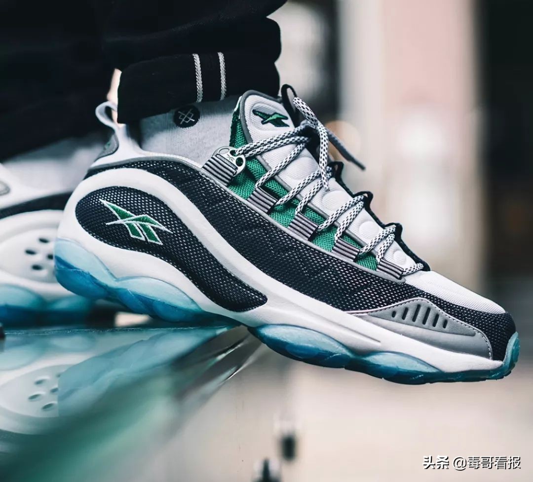 reebok什么意思啊,为什么reebok两个标志