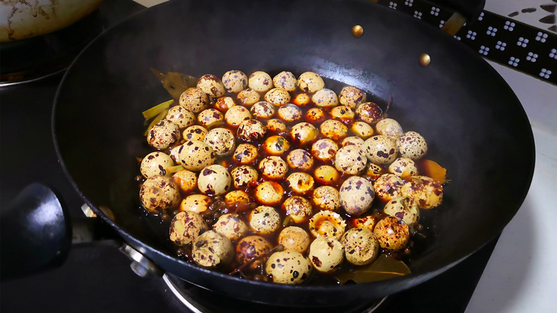 煮鹌鹑蛋放什么调料好吃,煮鹌鹑蛋如何不腥