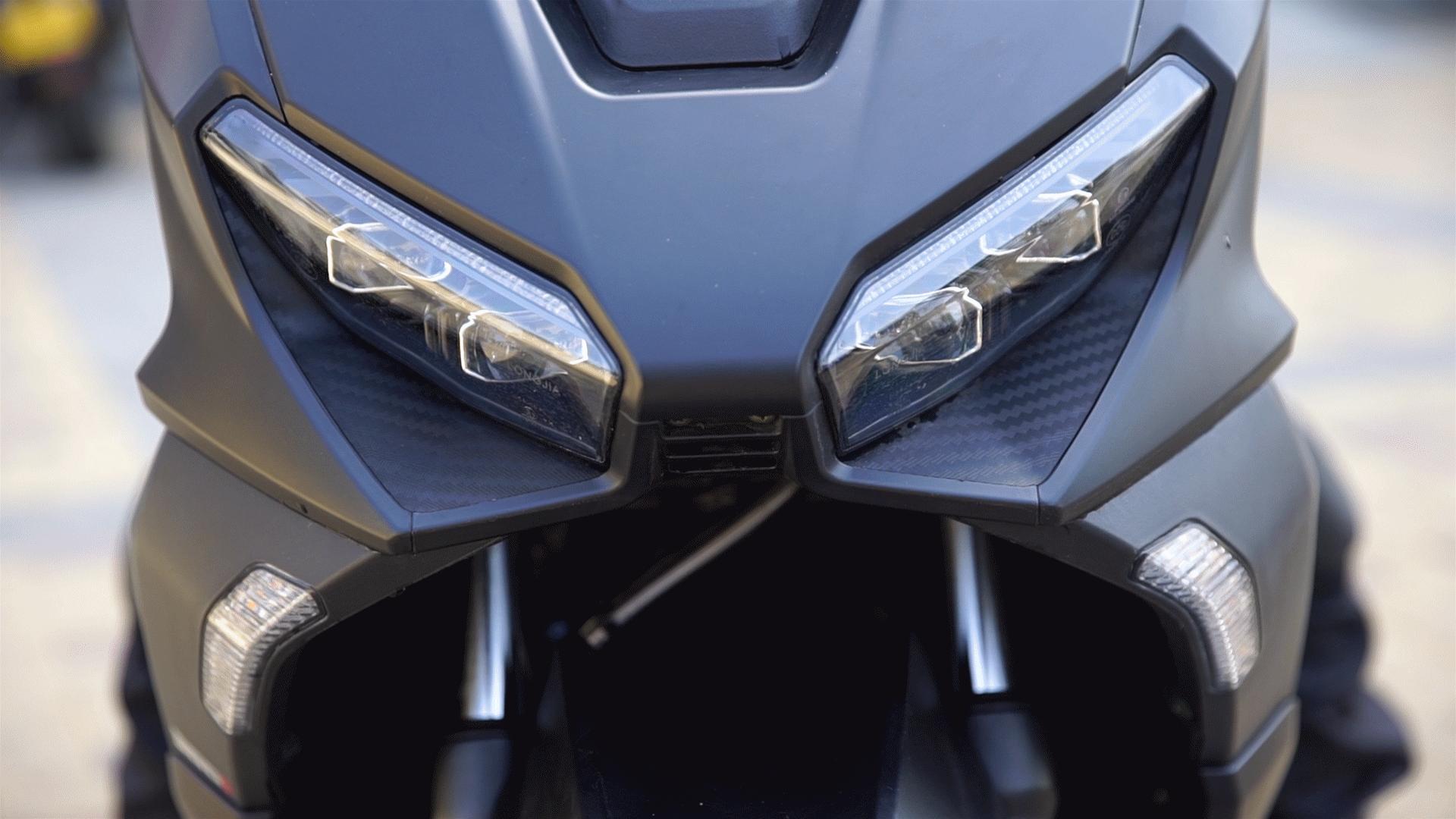 龙嘉vmaxie300n运动型踏板300cc,龙嘉vmaxie300运动型踏板300cc