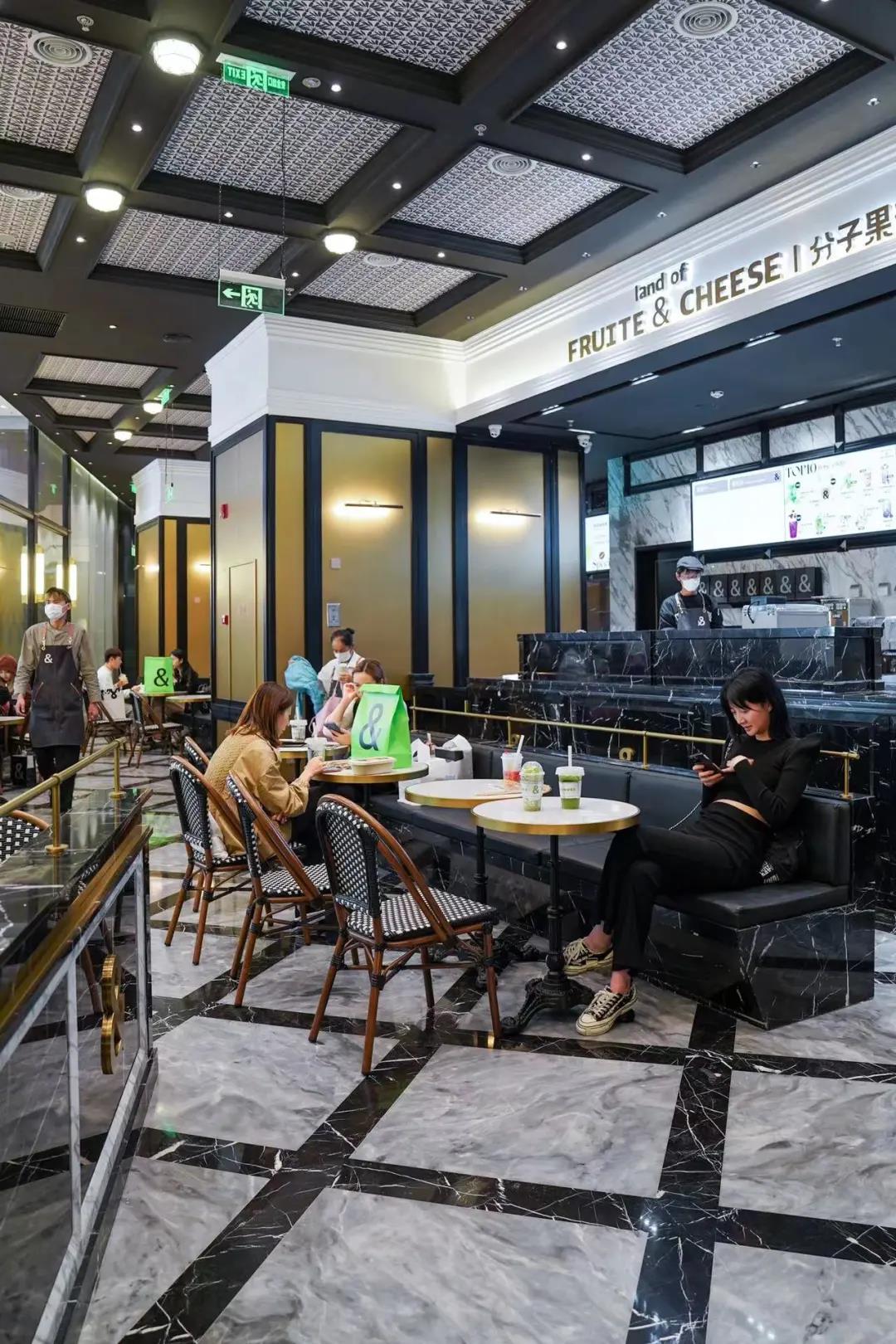 太阳宫网红面包店,太阳宫排队买泡芙