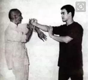 咏春拳怎么练力量,咏春拳怎样才能打出最大的力量