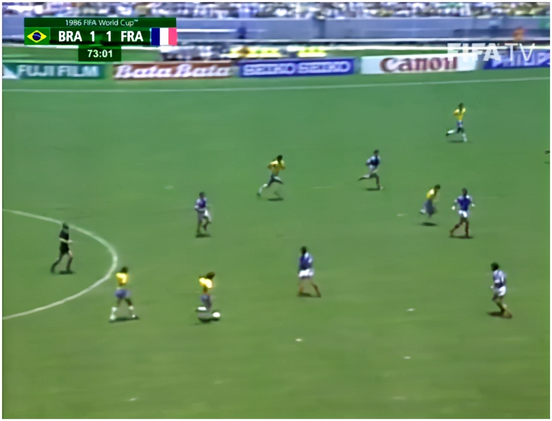 2006世界杯法国vs巴西经典图片,1986法国巴西