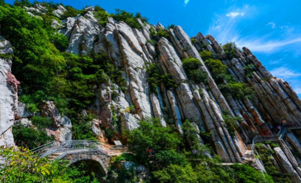 「词风雅韵」季国强｜守望沧桑追过往雄关似铁锁流年