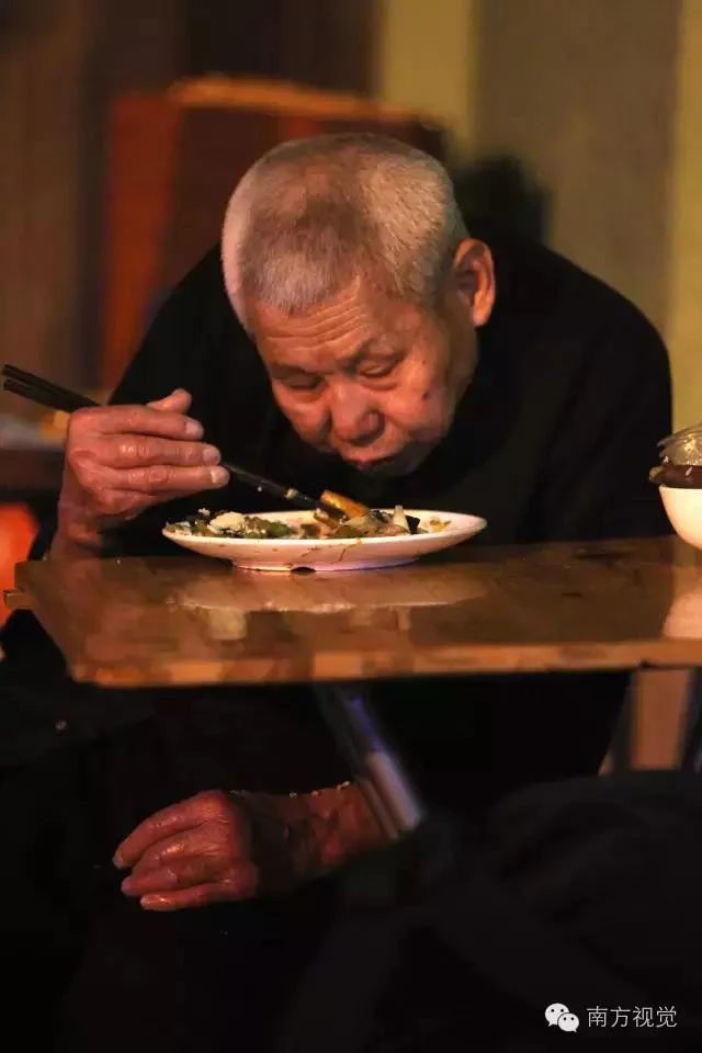 海珠自助素食餐厅,广州海珠弘善素食馆