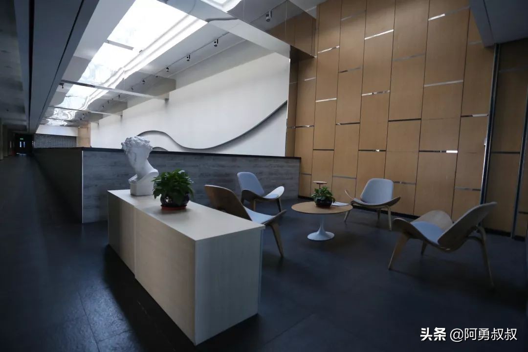 乌鲁木齐市第一职业高级中学,乌鲁木齐市第一中学官网