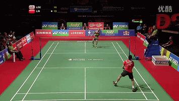 羽毛球高远球如何发力才正确,注意这4个动作让击球不再啃地