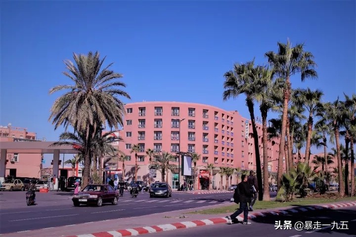 摩洛哥撒哈拉沙漠三毛,三毛的撒哈拉沙漠在摩洛哥