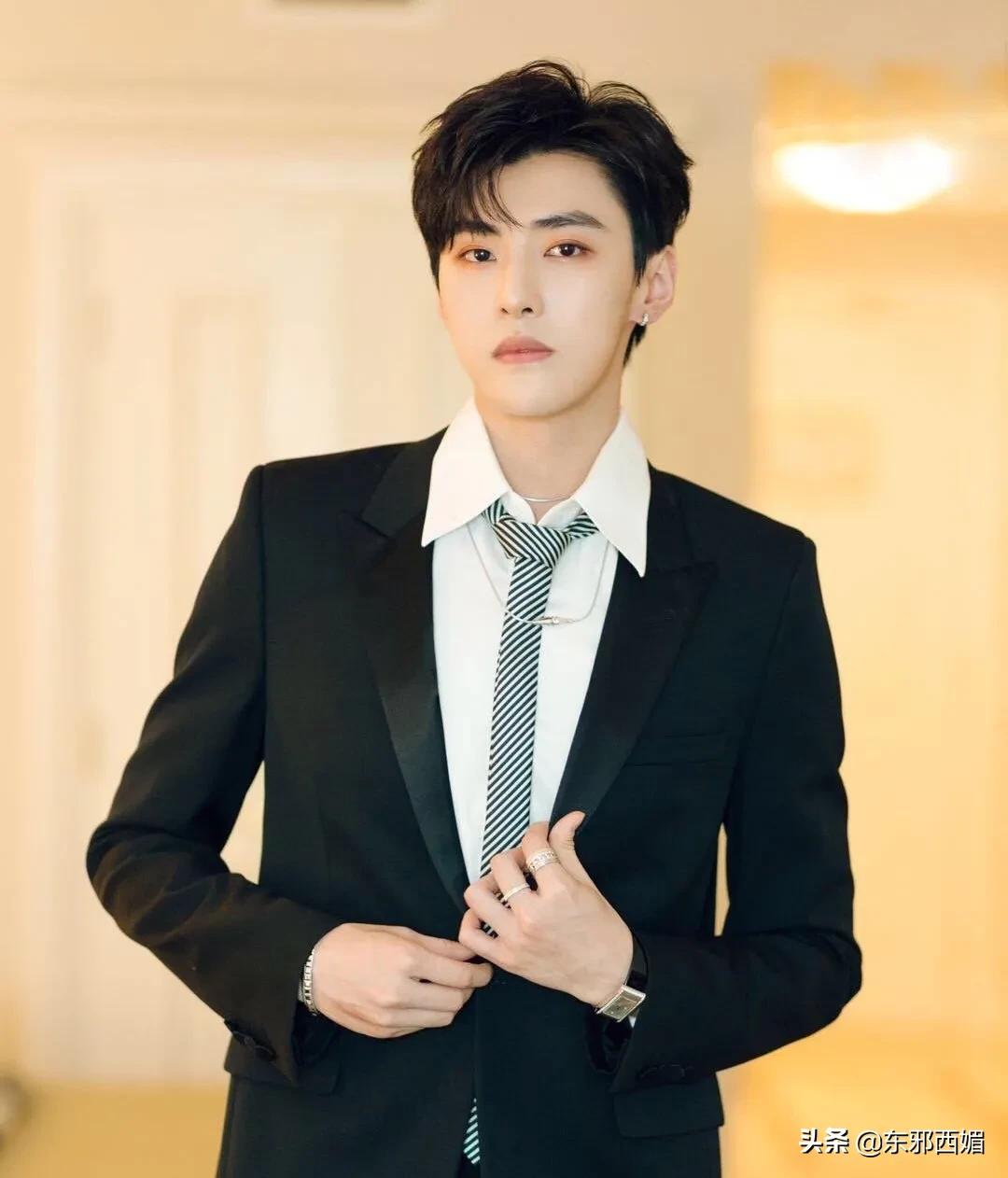 脚踏三只船男人的下场,脚踏三只船的男人骗钱