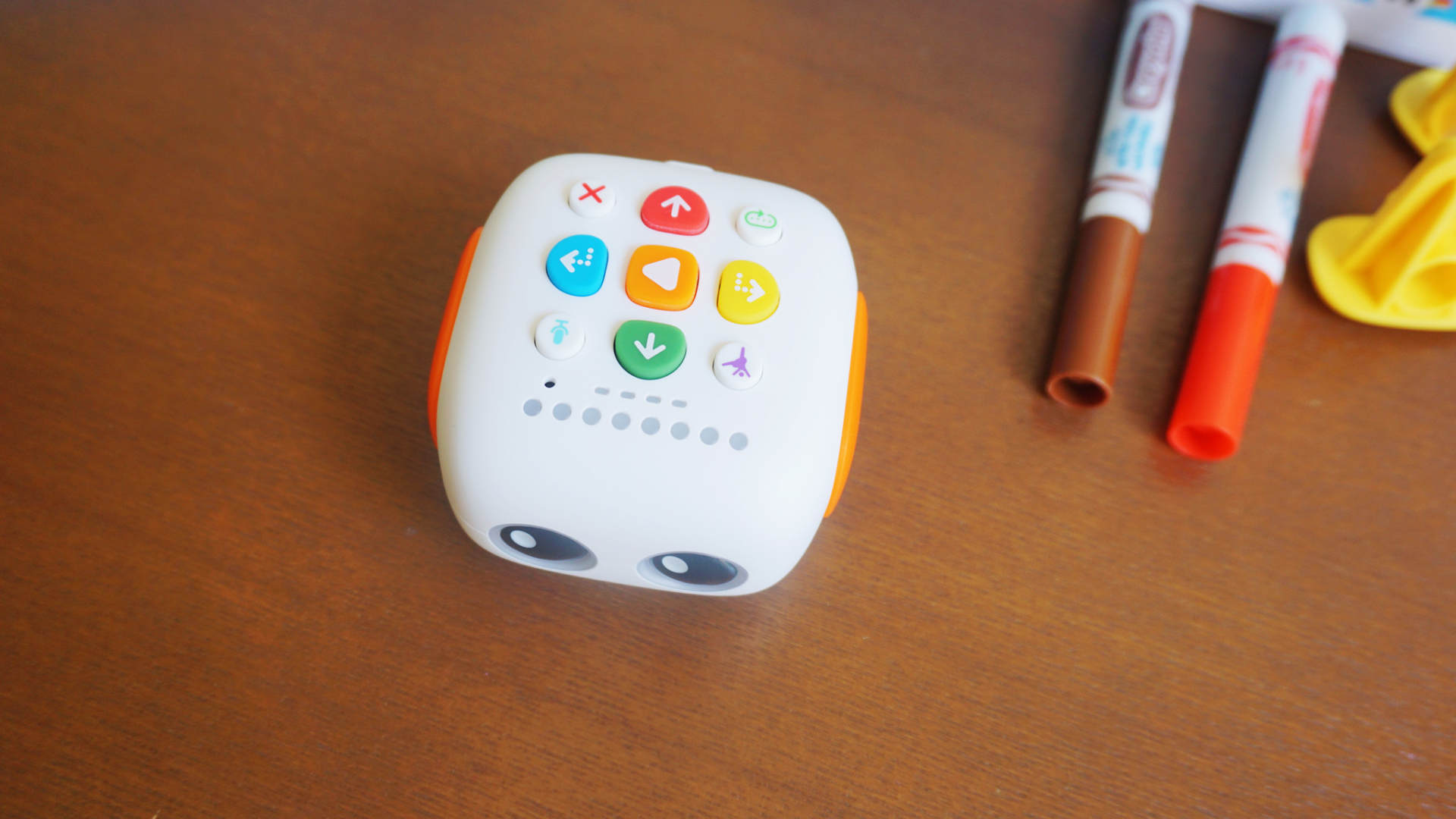 玛塔小q编程机器人示范课,不用编程做机器人