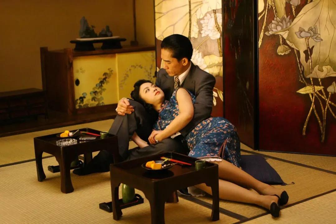 张爱玲三观比较正的一段话,张爱玲曾说态度和细节就是答案