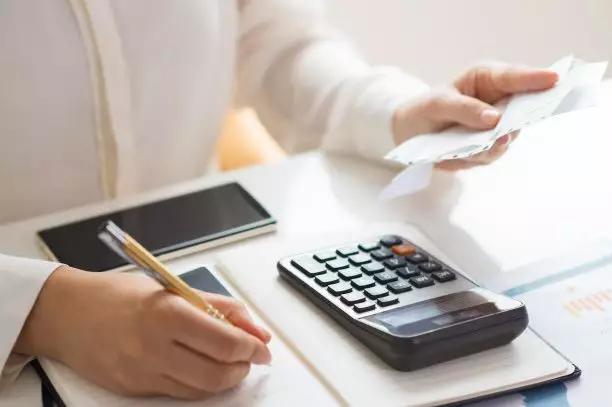 投保以后医保买药影响医疗保险吗,医保卡买药对健康保险有影响吗