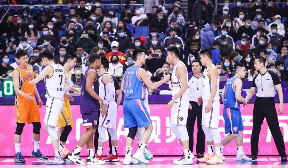 张镇麟绝杀球迷的反应,张镇麟高光集锦