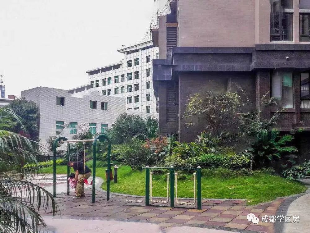 锦晖小学在成都市排名,成都锦晖小学的最新排名