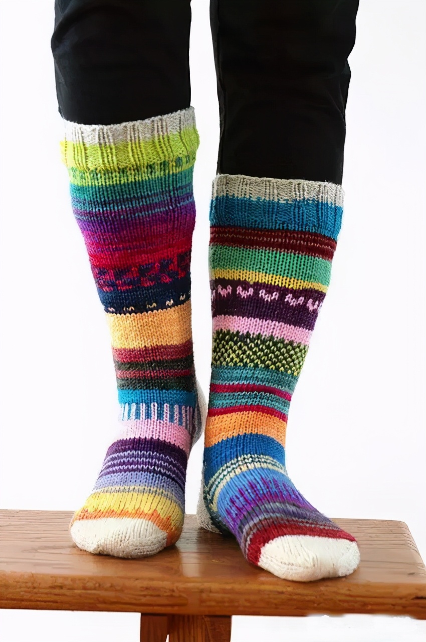 自己织的毛线袜,在家穿的毛线袜怎么织