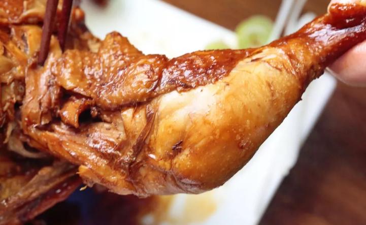 为什么酱油里会有虫子,酱油为什么会长虫子