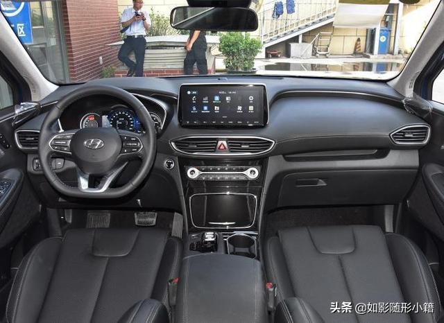 25款现代新款胜达,全新现代胜达最低配值得入手吗