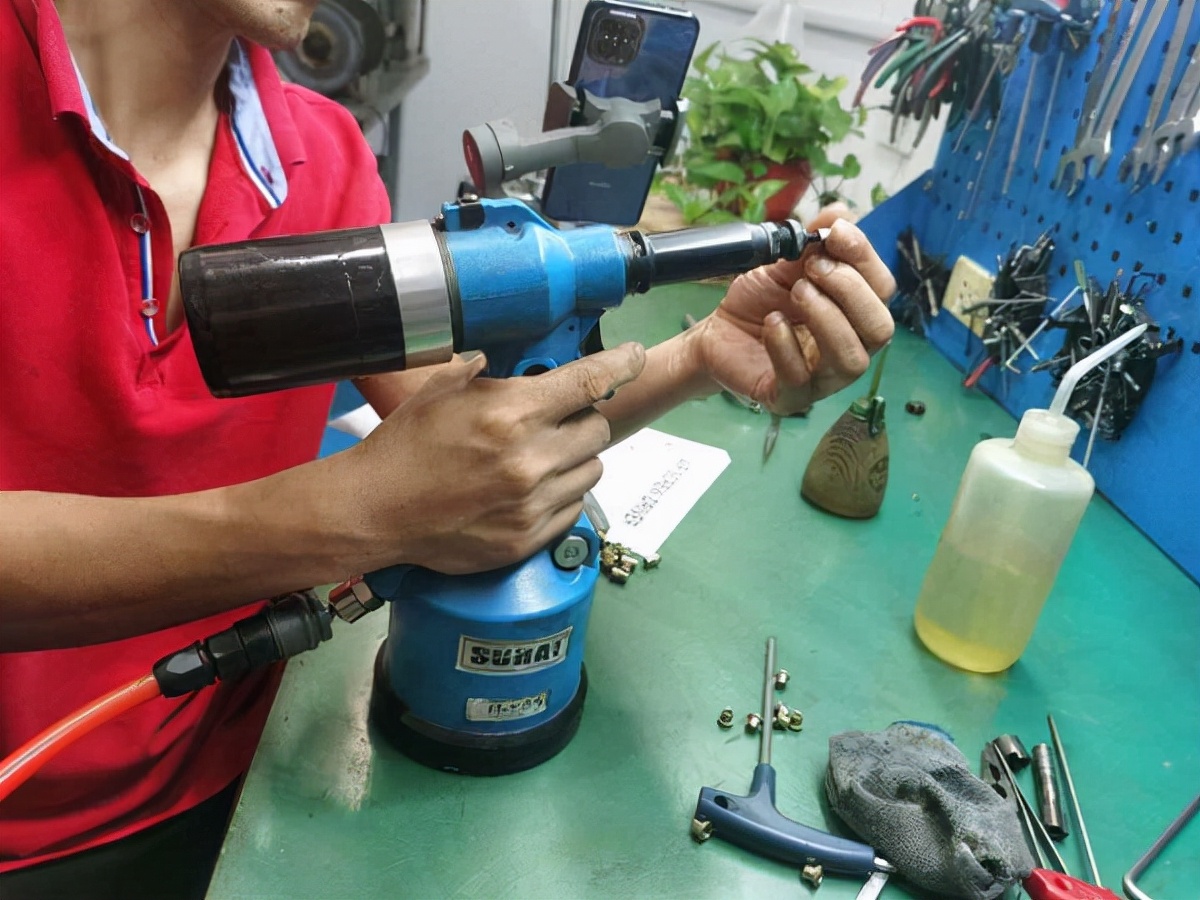 气动拉铆螺母枪不拉钉怎么维修,气动拉铆螺母如何调节行程