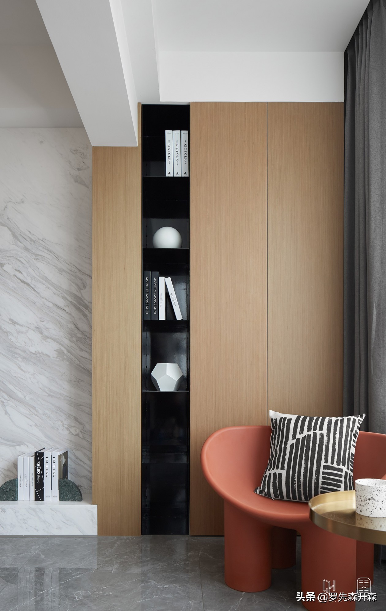 抛弃华丽的套路，以极简的走心唤醒柔情