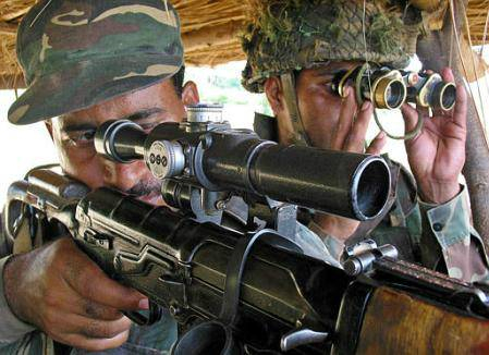 印度奇葩军购又坑人！采购*击狙**枪把别人折腾够呛