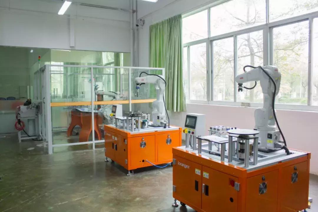 南方it学院是什么档次的学校,选学校就是选未来北大青鸟