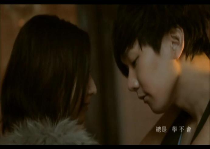 林俊杰《学不会》：明明很爱，最终还是没有走在一起的那个人