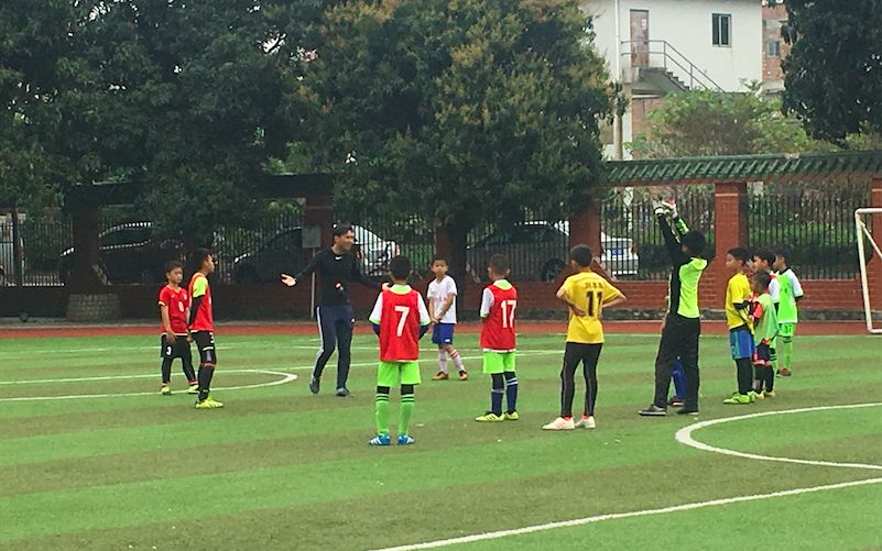 荔湾区龙溪小学足球队,广州市第9届中小学生足球联赛