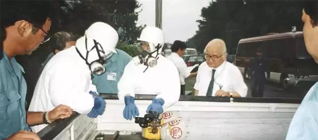 被核辐射后的人真实抢救视频,遭核辐射后强行救治83天图片