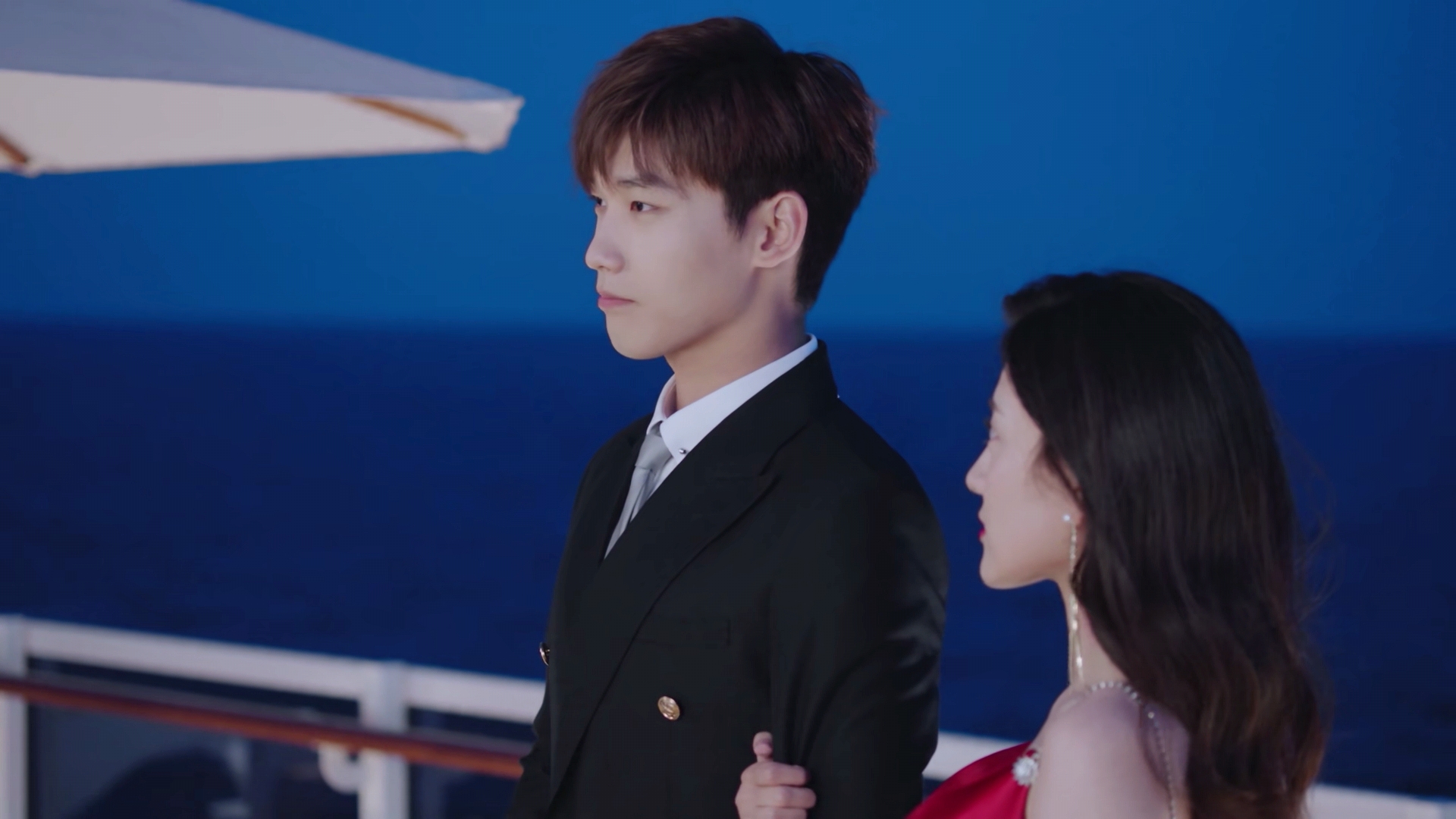 怎么接受男人不爱自己的事实,发现男人不爱自己了该怎样沟通呢