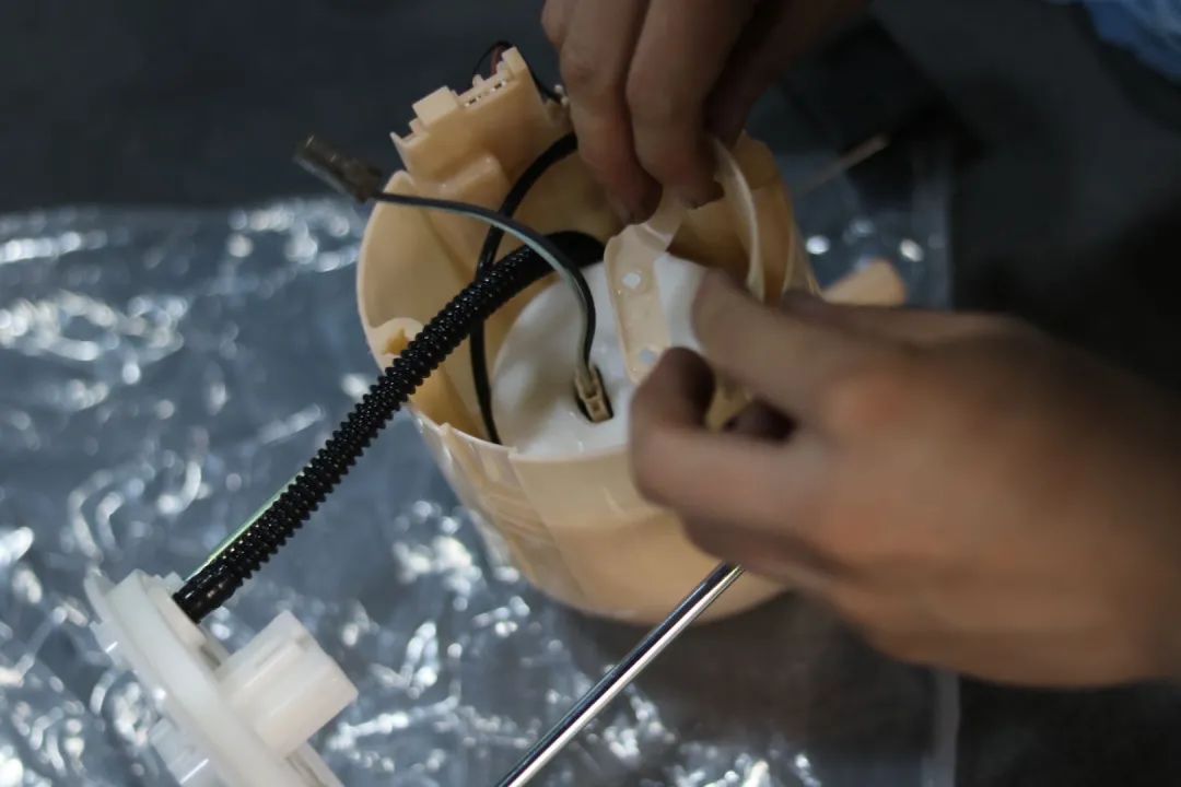 怪兽汽车翻新地址,怪兽修车翻新奥迪q7