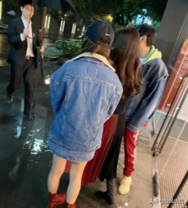 王思聪游日本晒美照,王思聪韩国吃海鲜