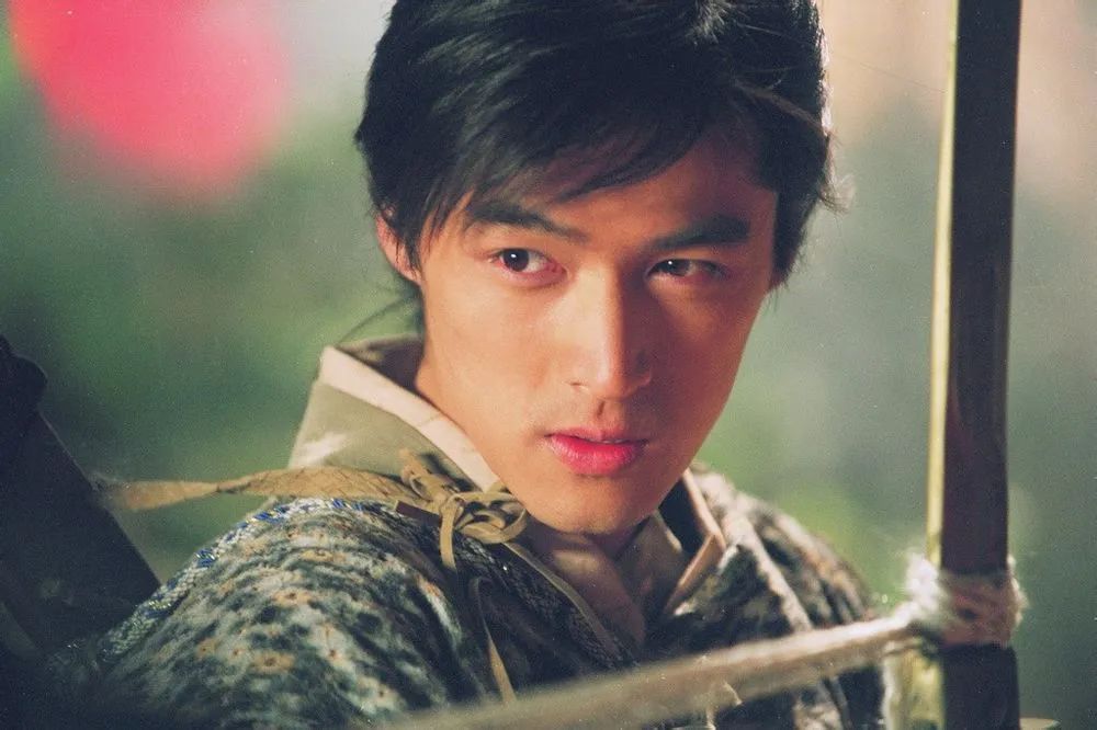 中国十位黄金单身汉,至今未婚的5位黄金单身汉