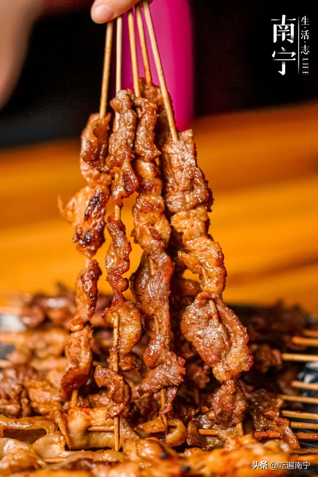 南宁东盟商务区烧烤摊,南宁2021烧烤店铺排行榜前十名