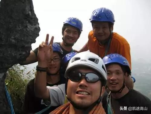 那一年，他们滑坠到人生的谷底：两名登山者和两部电影