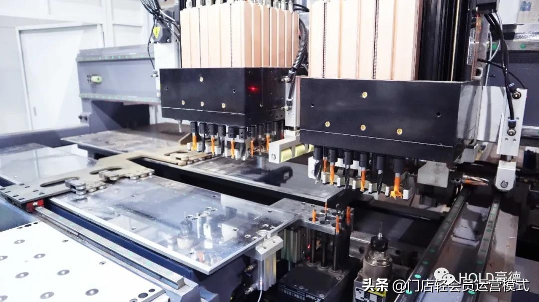 豪德六面钻自己编程打孔,豪德全自动六面钻