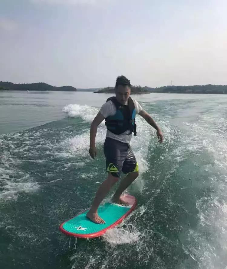 成都出发4天漫游攻略,成都出发10天自由行攻略