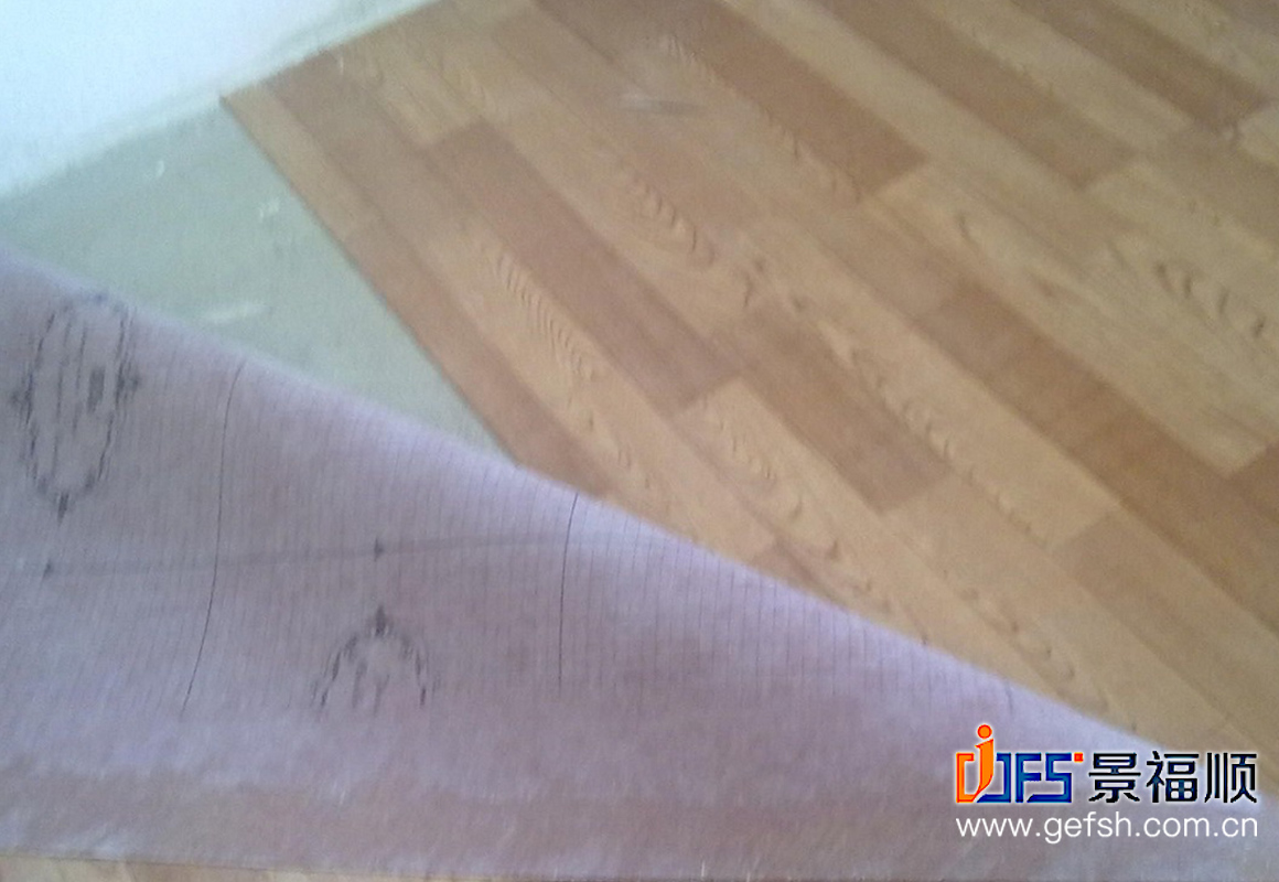 地板革和pvc地板胶哪个好,pvc地板革多少钱一平方