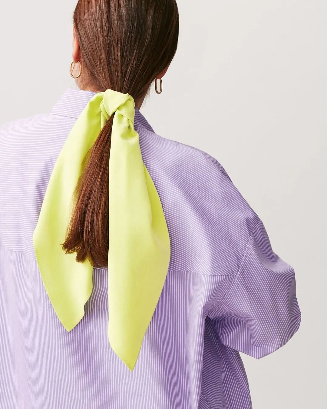 春夏就该选温柔挂！这个颜色的单品你衣柜里有吗？