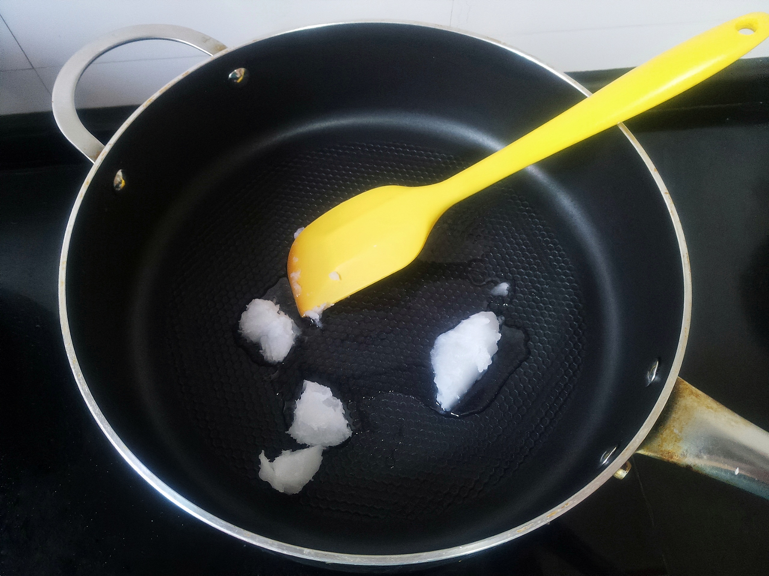 传统牛轧糖的做法最佳配方,好吃又容易做的零食牛轧糖