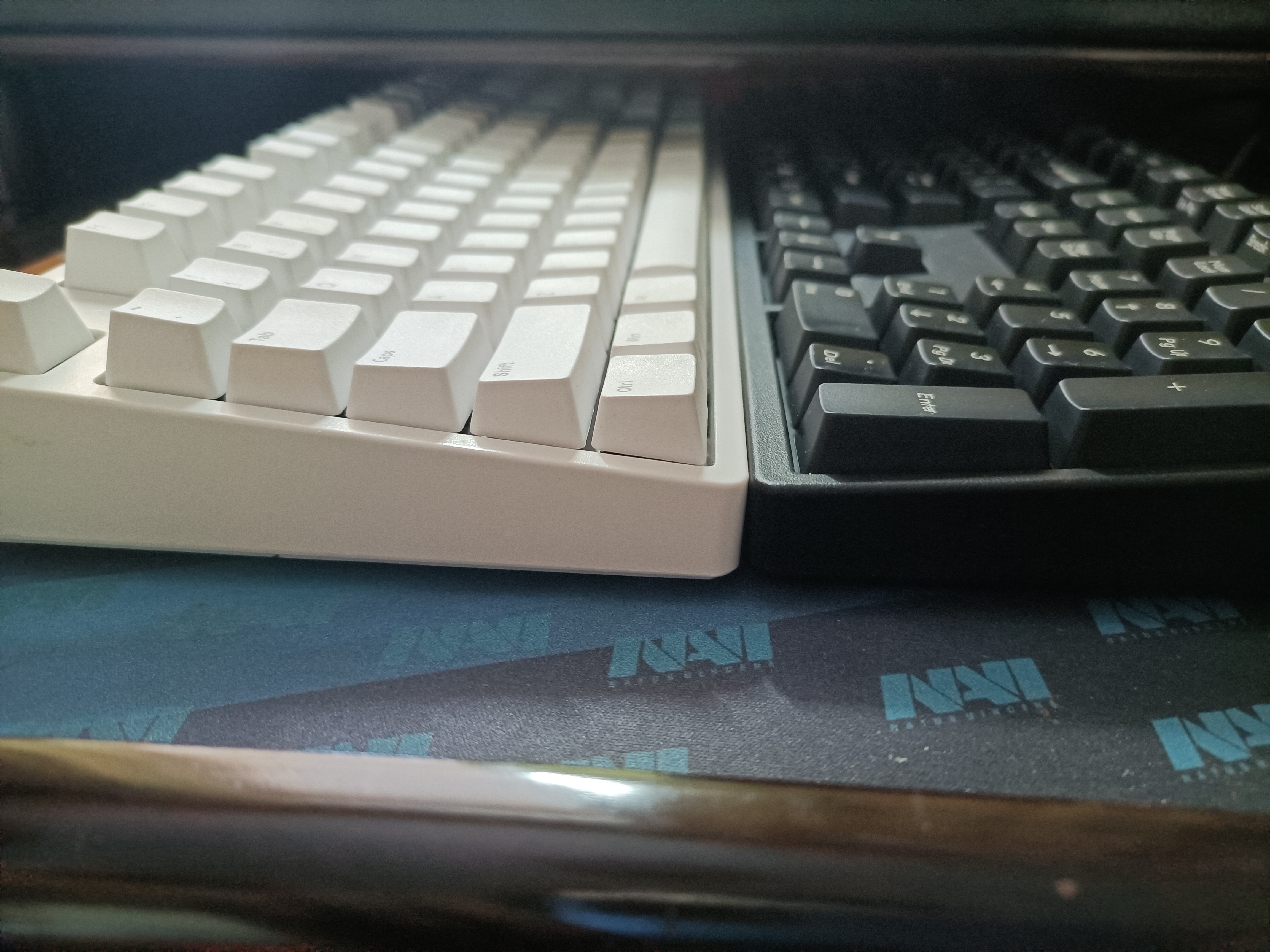 800的键盘和300的键盘,800元价位键盘