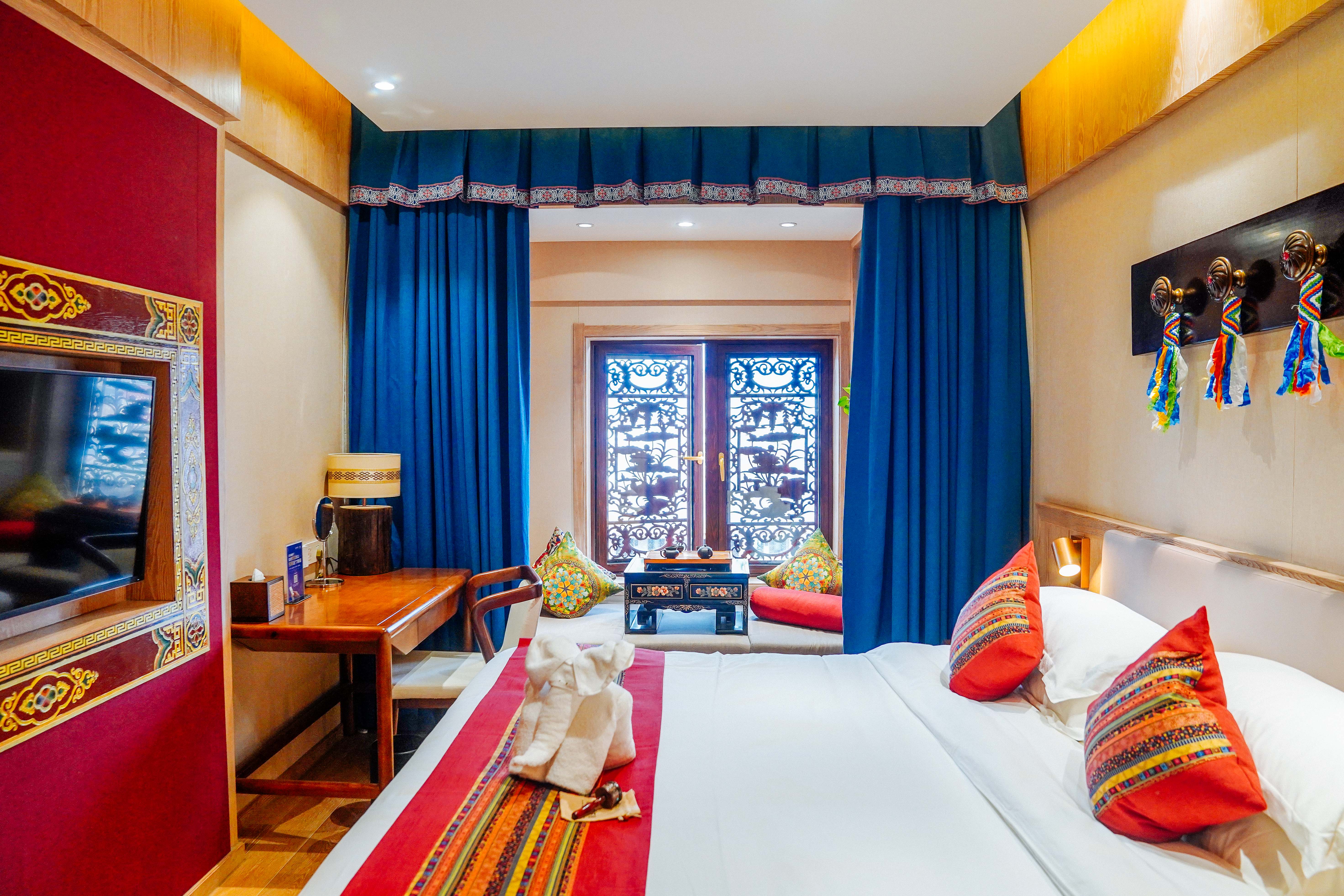 松茸C位的网红下午茶，打卡因美丽传说而诞生的第5颗陨石酒店