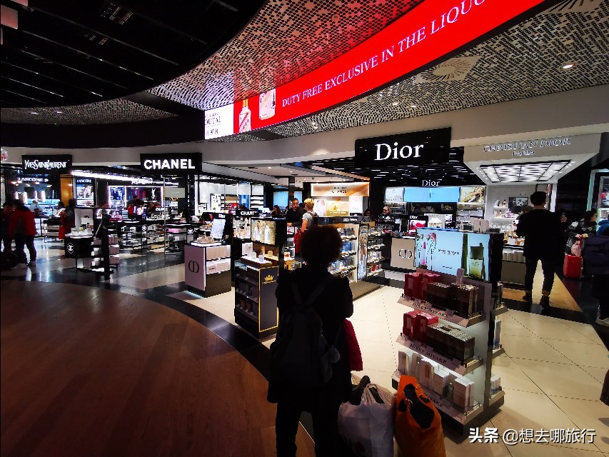 英国免税店茅台和国内有区别吗,英国机场免税店的茅台酒