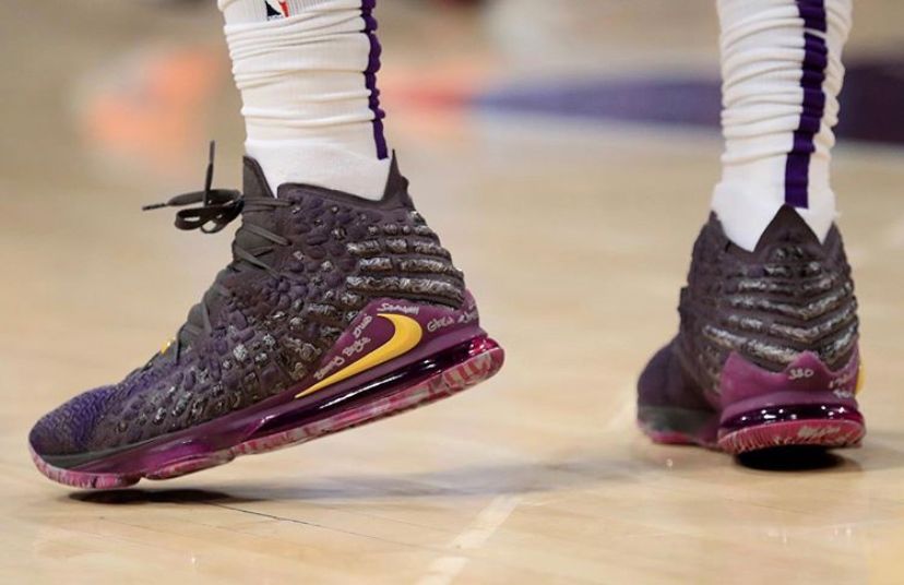 杜兰特最新上脚配色 (杜兰特上脚kd14欧文配色)